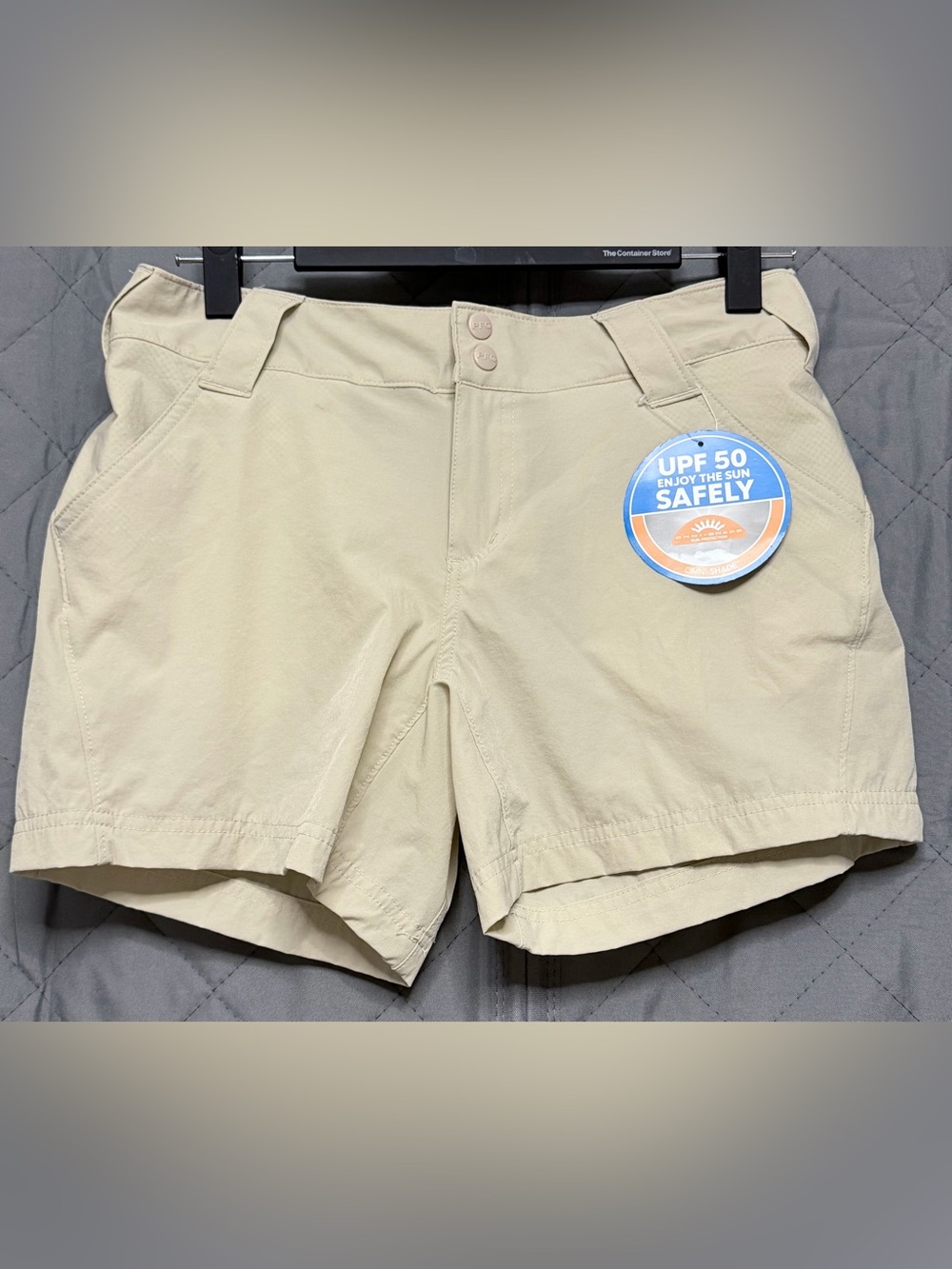 NWT! Columbia Women’s PFG UPF 50 khaki tan Quick Dry Shorts sz 6